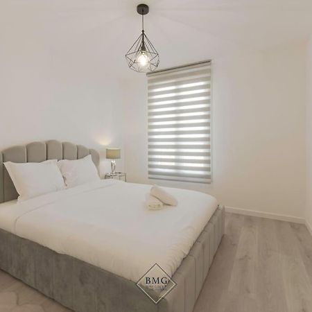 Faubourg Appartement Disneyland Bmyguest Serris Exterior foto